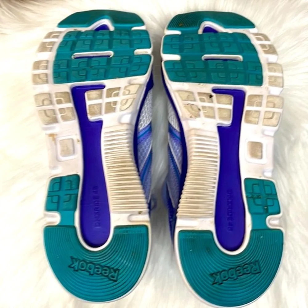REEBOK tennis shoes 7.5